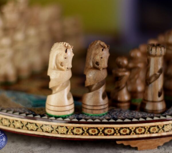 مهره شطرنج چوبی