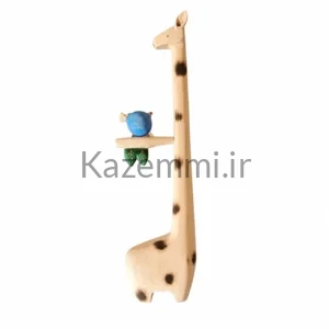 مجسمه چوبی زرافه شاخه دار