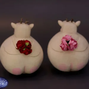 مجسمه گاو مهربان