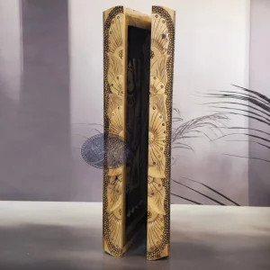 جزئیات معرق کاری تخته شاه و بیبی