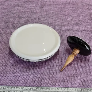 نمای پشت قندان و شکلات خوری سرامیکی