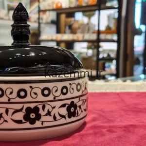 شکلات خوری سرامیک بزرگ نمای نزدیک