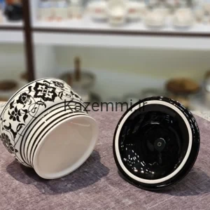 شکلات خوری مدل پایه‌نقش با دسته چوبی