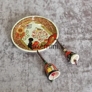 بشقاب دیوارکوب سرامیکی نقاشی گل و مرغ زنگوله دار کوچک